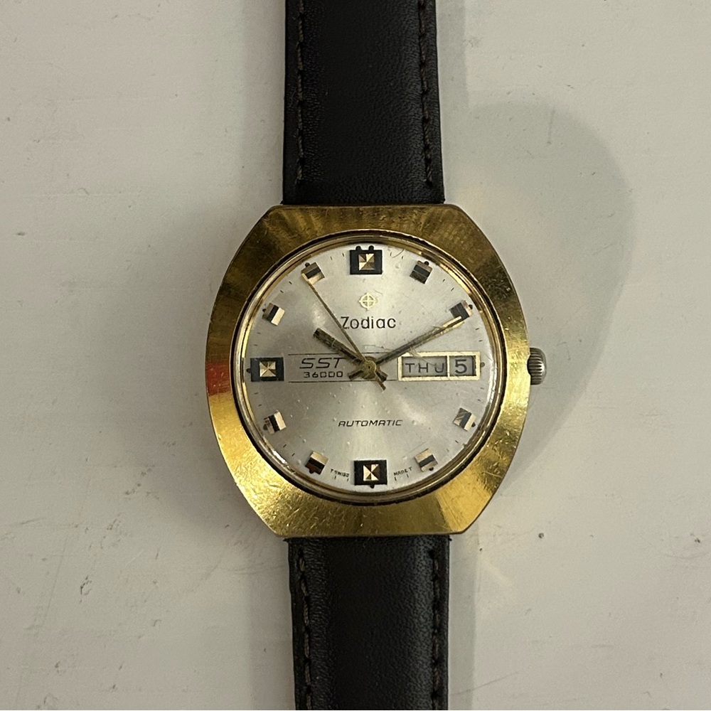 Zodiac SST 36000 Men's Hi-Beat Automatic Watch